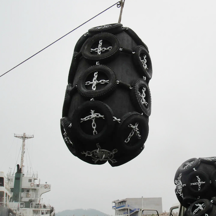 充气橡胶护舷